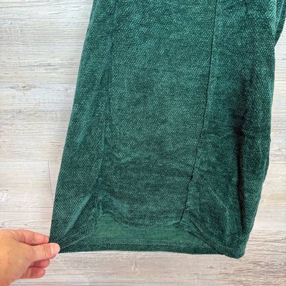 Umgee Forest Green Textured Fabric - Picture 5 of 6